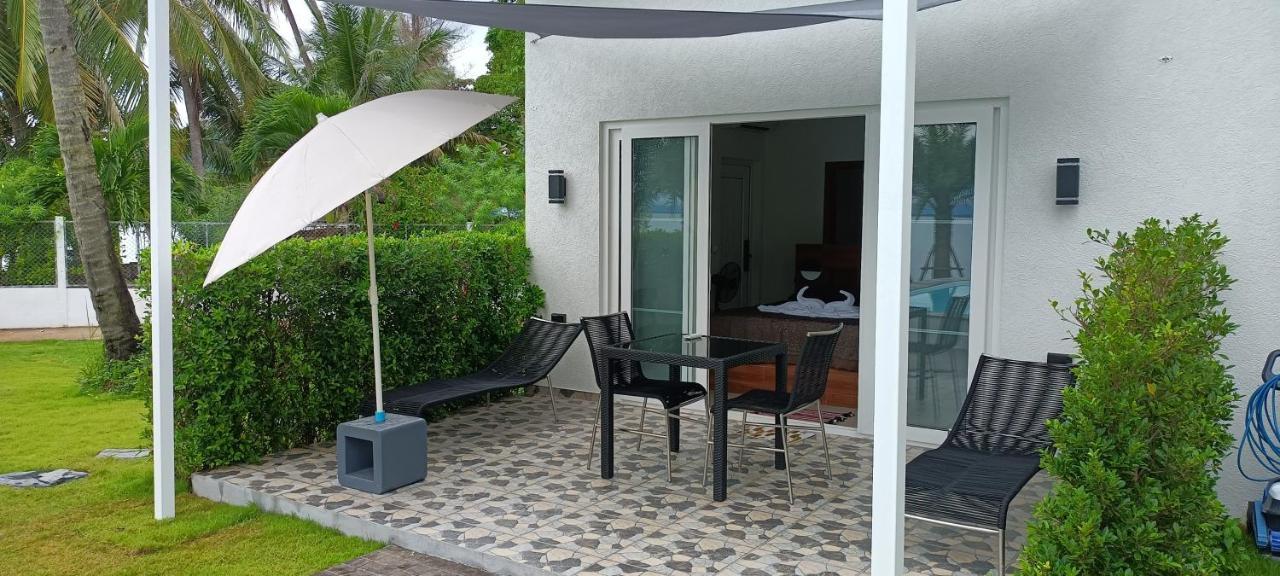 Beachfront Pool Villa And Apartment Koh Chang Exterior foto